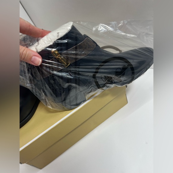 Michael Kors Harland Bootie - Picture 8 of 16